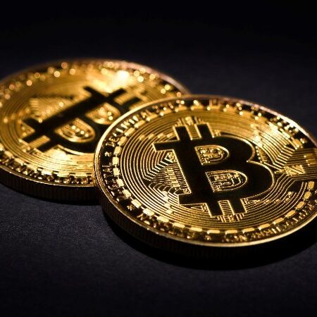 Bitcoin: Revolution or Risk?